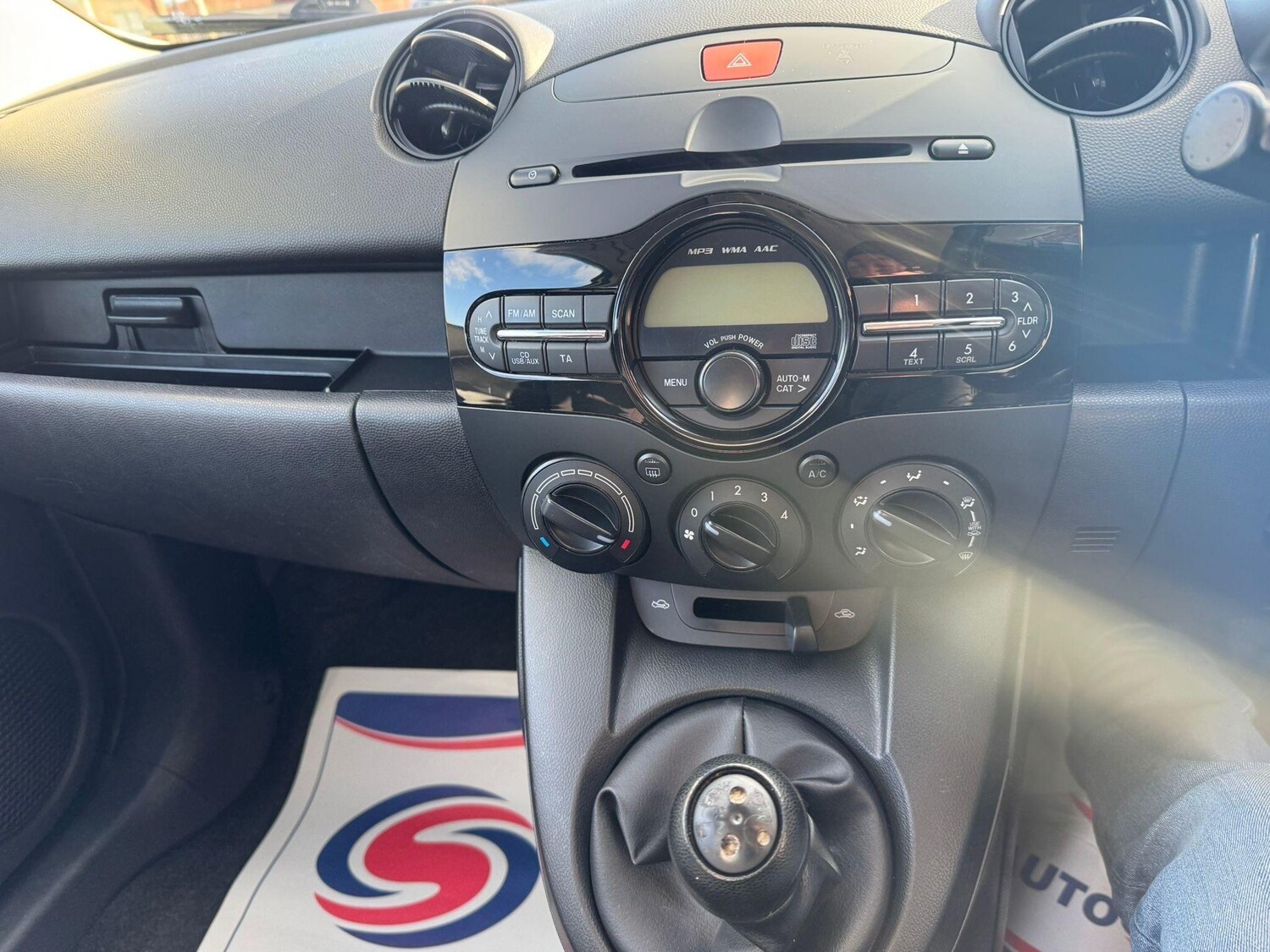 Used Mazda Mazda2 for sale - 77738745: Photo 14