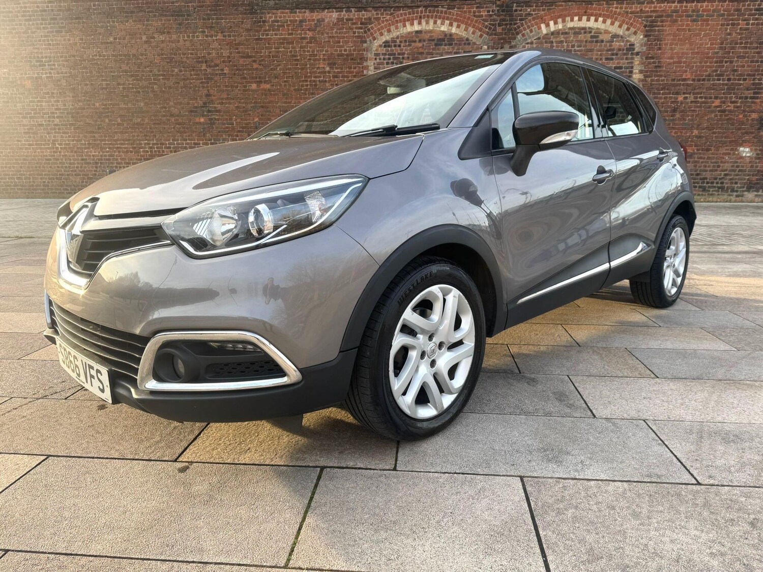 Used Renault Captur for sale - 77586794: Photo 11