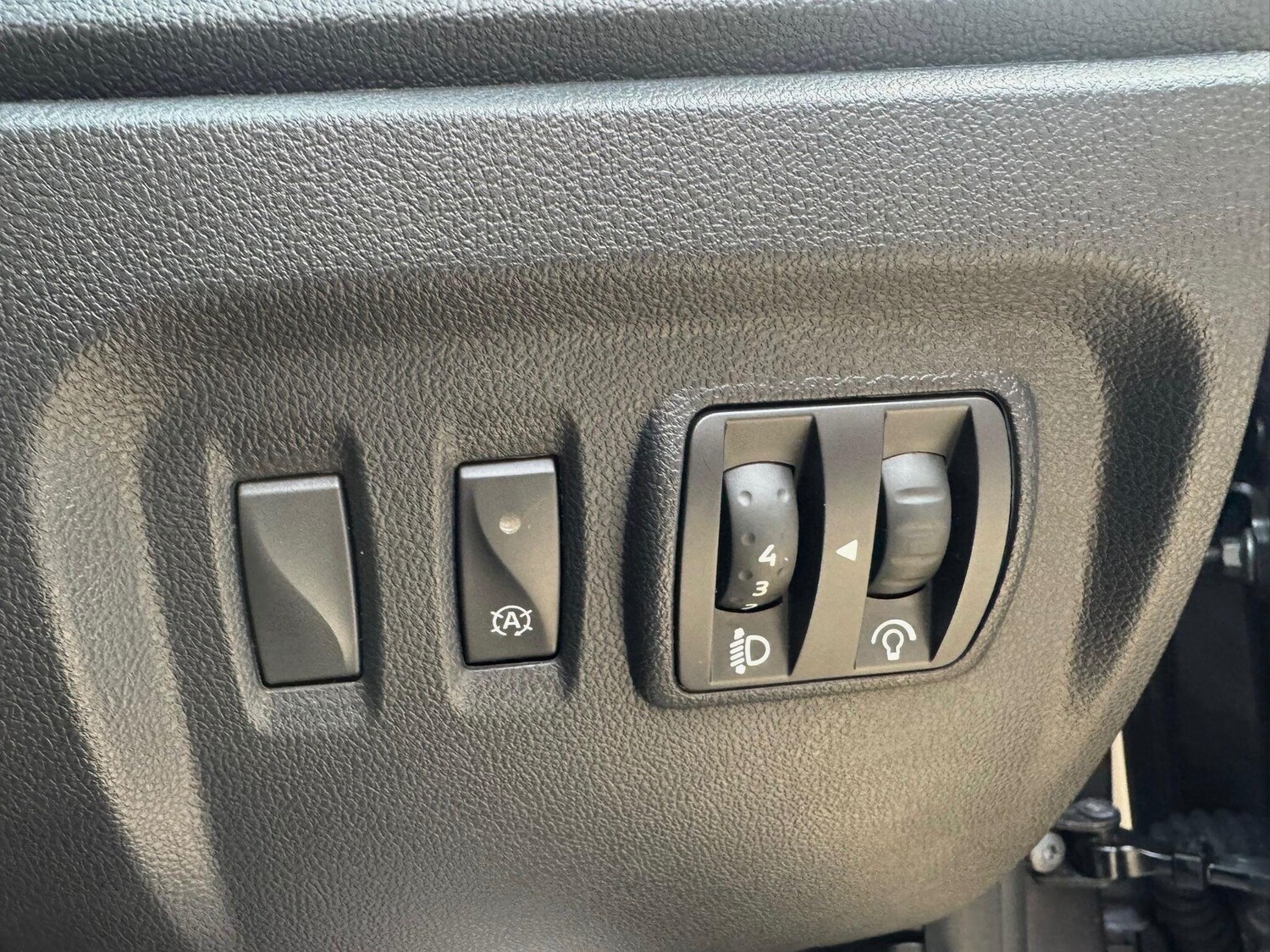 Used Renault Captur for sale - 77586794: Photo 22