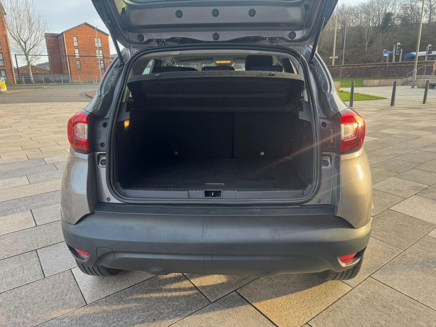 Used Renault Captur for sale - 77586794: Photo 26