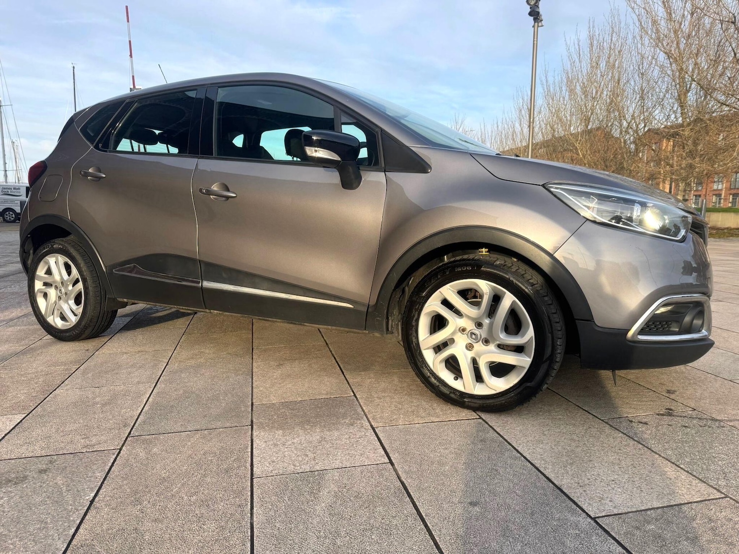 Used Renault Captur for sale - 77586794: Photo 28