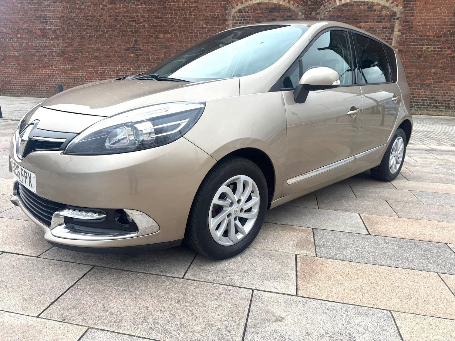 Used Renault Scenic 2015 for sale - 77331086: Photo 14