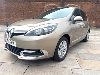 Used Renault Scenic 2015 for sale - 77331086: Photo