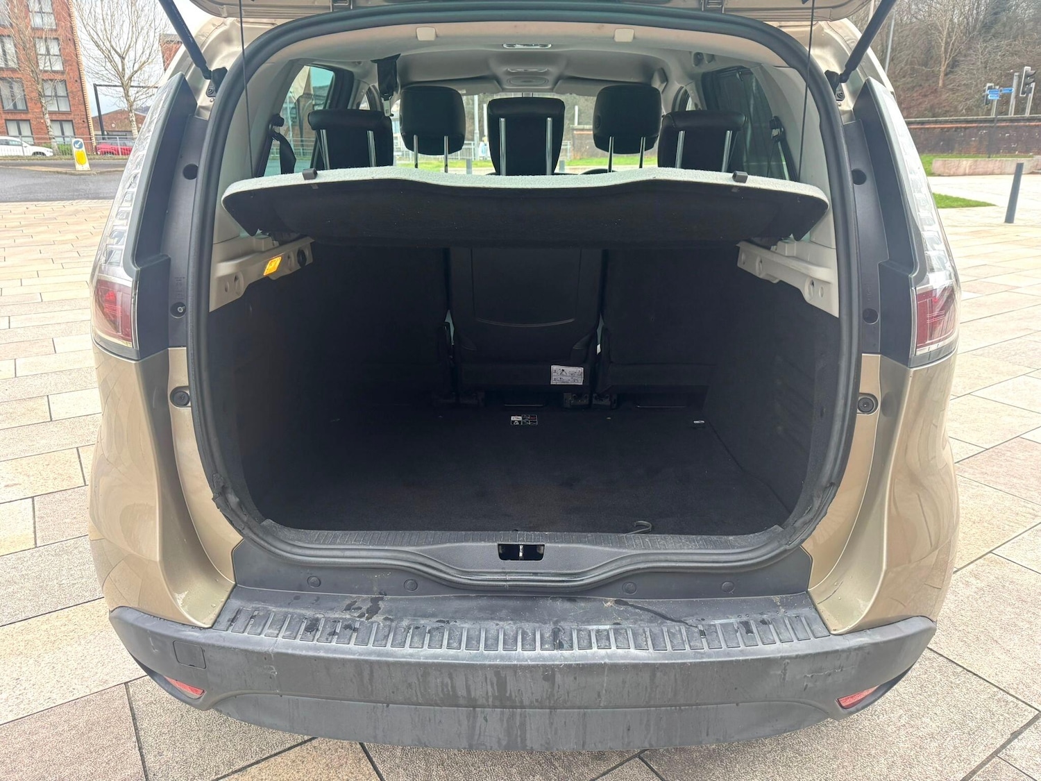 Used Renault Scenic 2015 for sale - 77331086: Photo 43