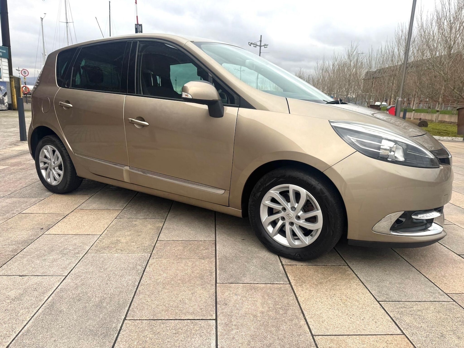 Used Renault Scenic 2015 for sale - 77331086: Photo 8