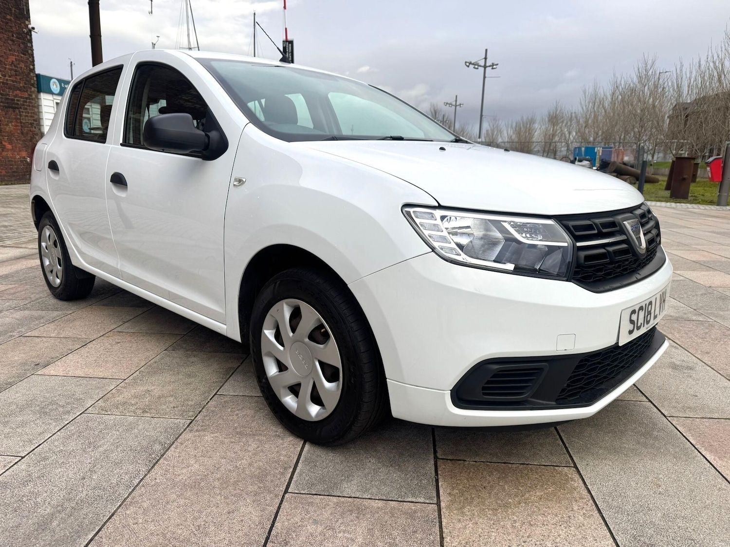 Used Dacia Sandero for sale - 76913323: Photo 5