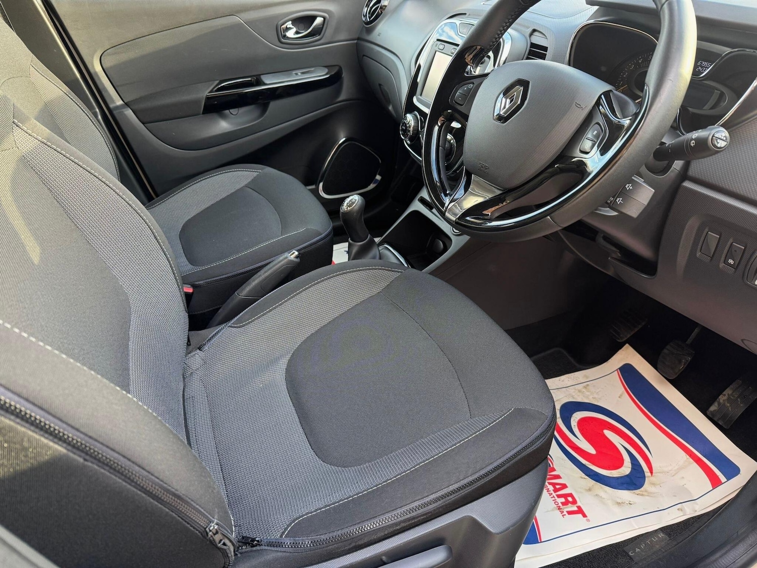 Used Renault Captur 2014 for sale - 76765644: Photo 32