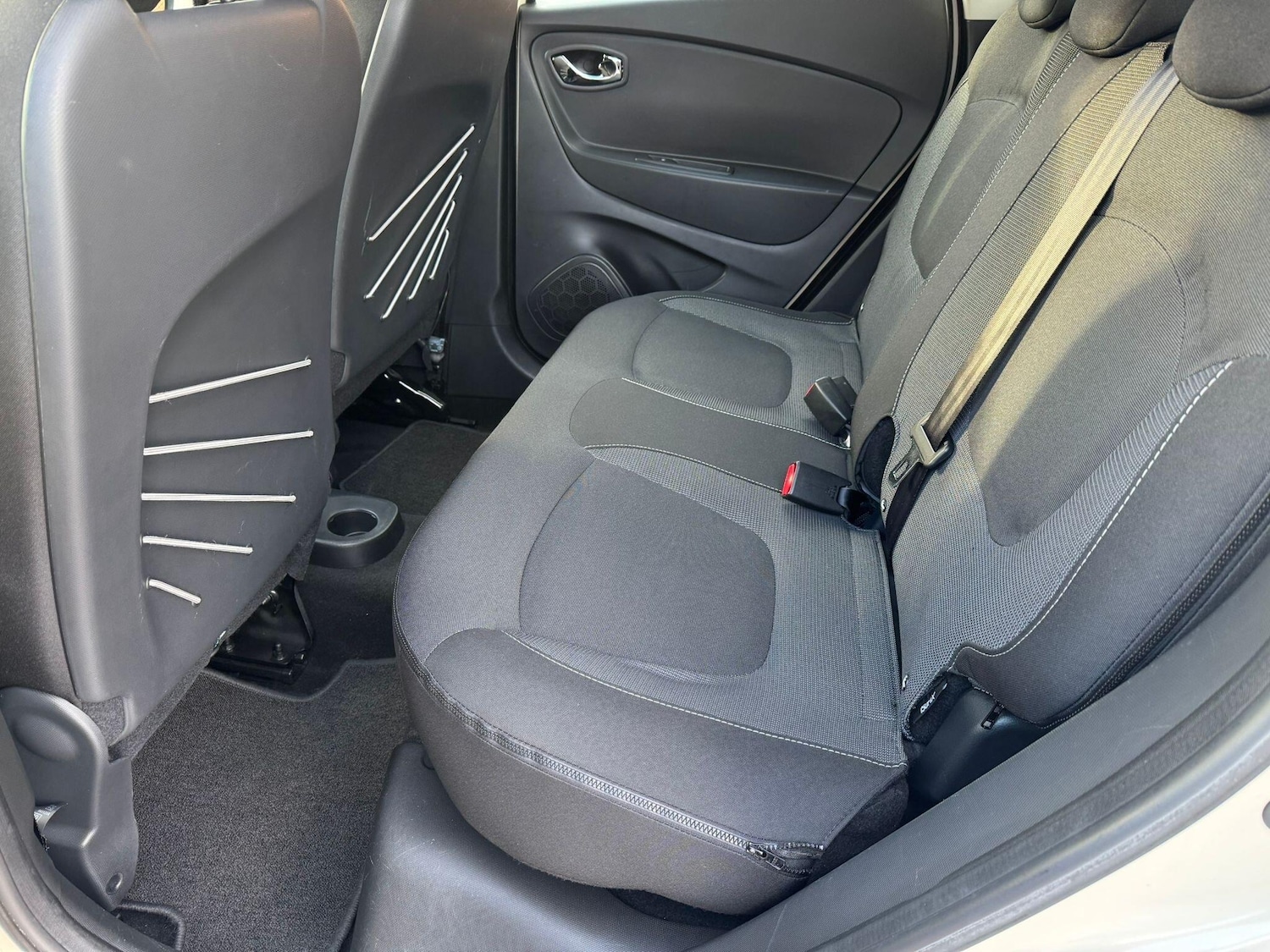 Used Renault Captur 2014 for sale - 76765644: Photo 37