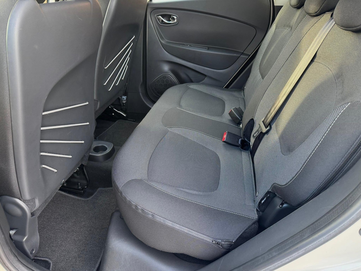 Used Renault Captur 2014 for sale - 76765644: Photo 40