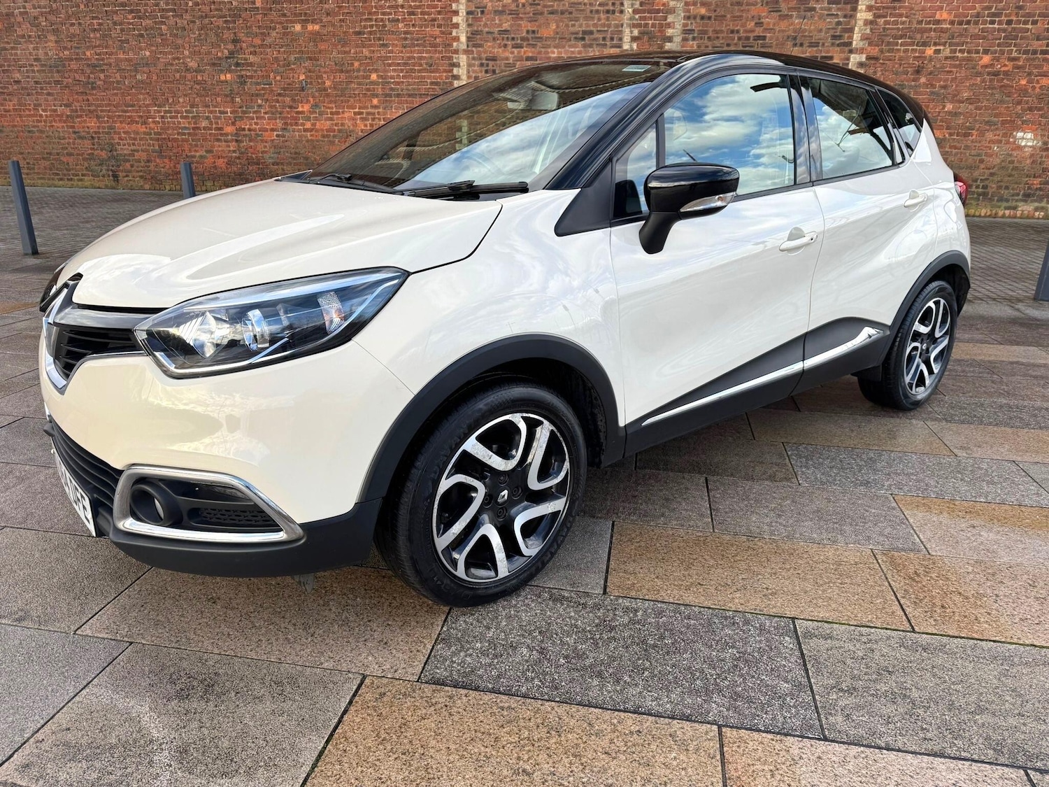 Used Renault Captur 2014 for sale - 76765644: Photo 9