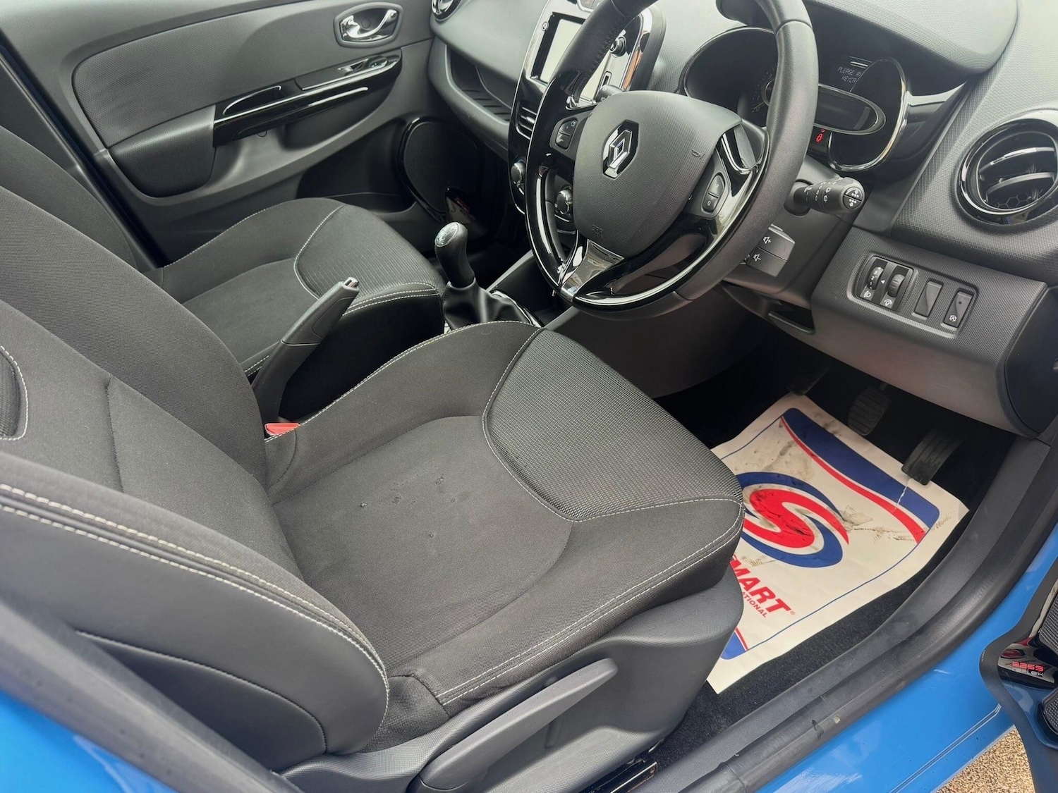 Used Renault Clio for sale - 77824974: Photo 21