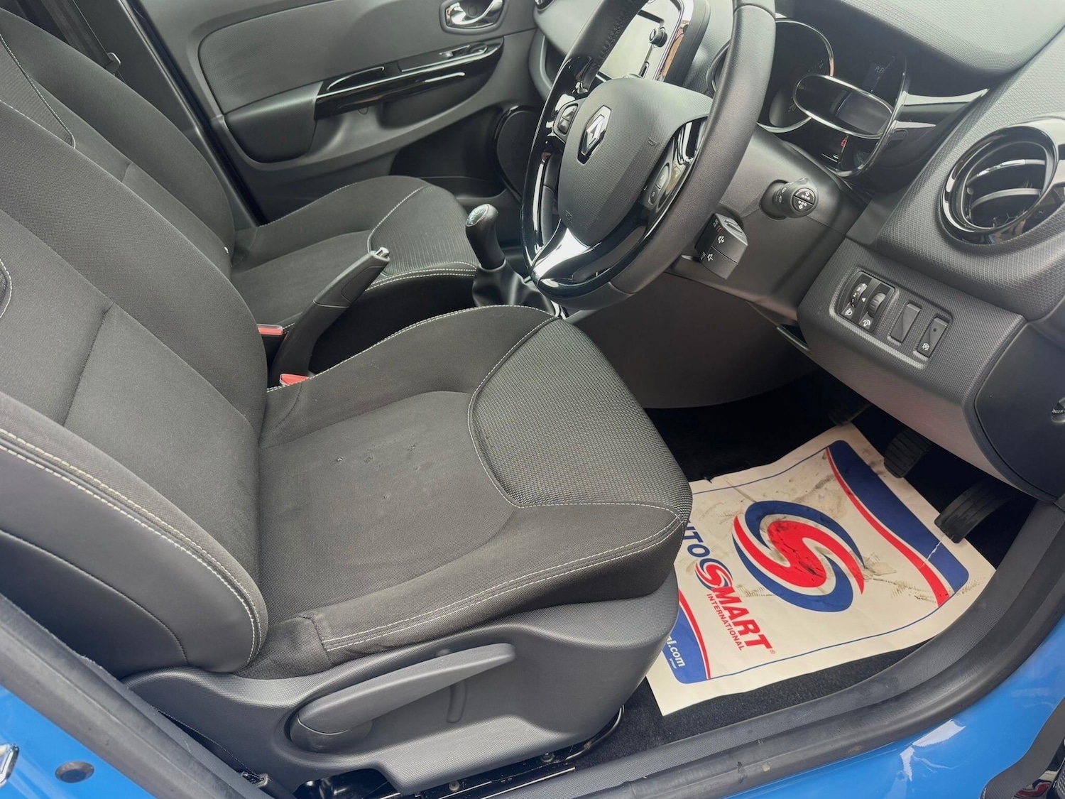 Used Renault Clio for sale - 77824974: Photo 24