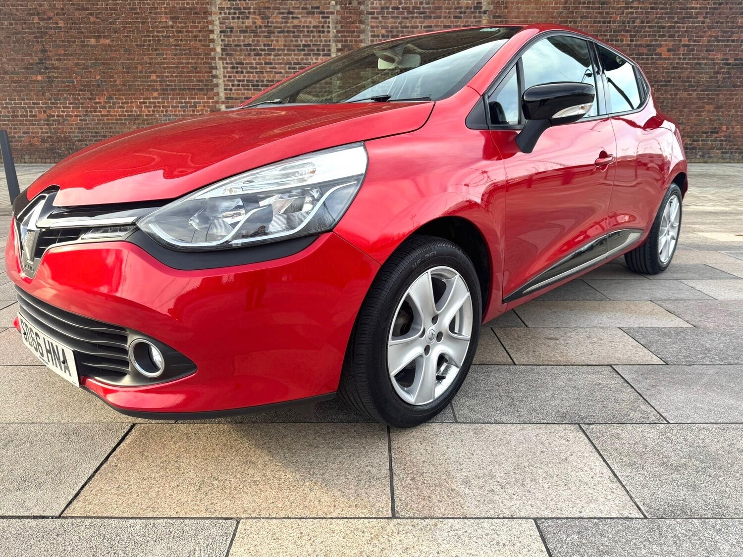 Used Renault Clio for sale - 77586436: Photo 10