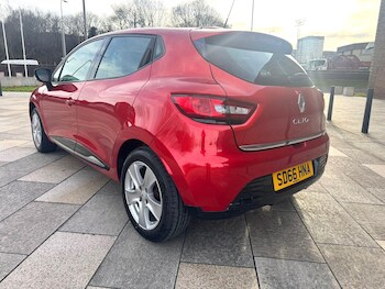 Used Renault Clio 2016 for sale - 77586436: Photo