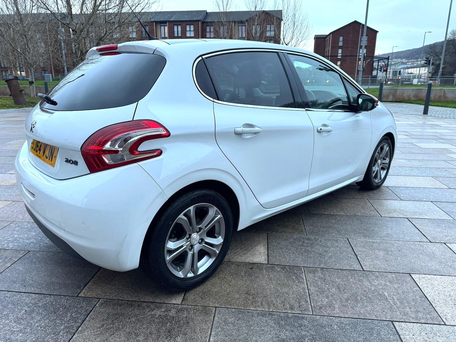 Used Peugeot 208 2014 for sale - 77029488: Photo 21