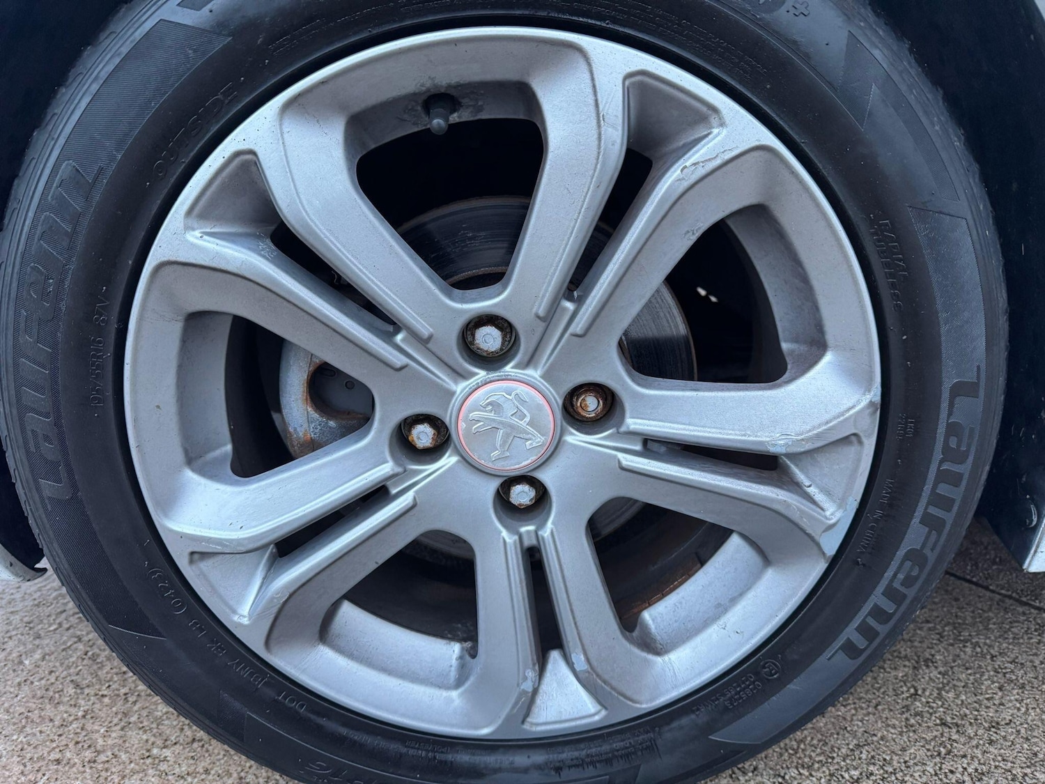 Used Peugeot 208 2014 for sale - 77029488: Photo 28