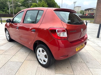 Used Dacia Sandero 2015 for sale - 78661496: Photo