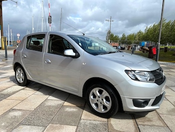 (65) - 1.5 dCi Laureate Euro 6 (s/s) 5dr