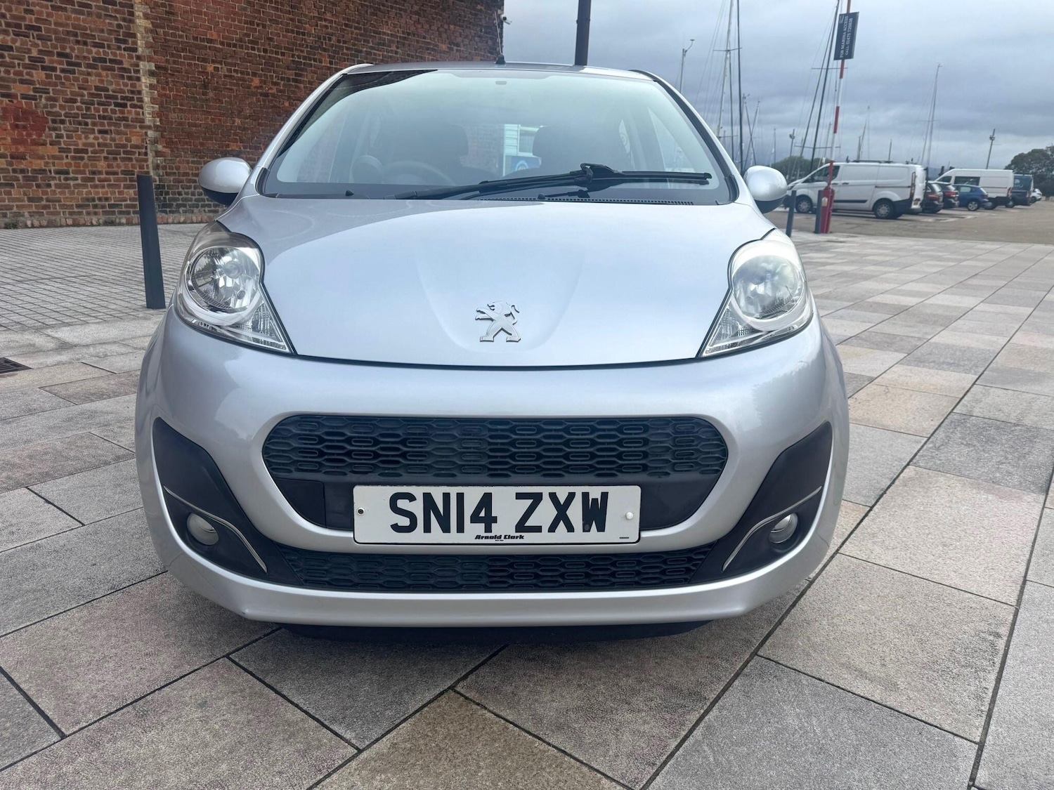 Used Peugeot 107 2014 for sale - 76995771: Photo 2