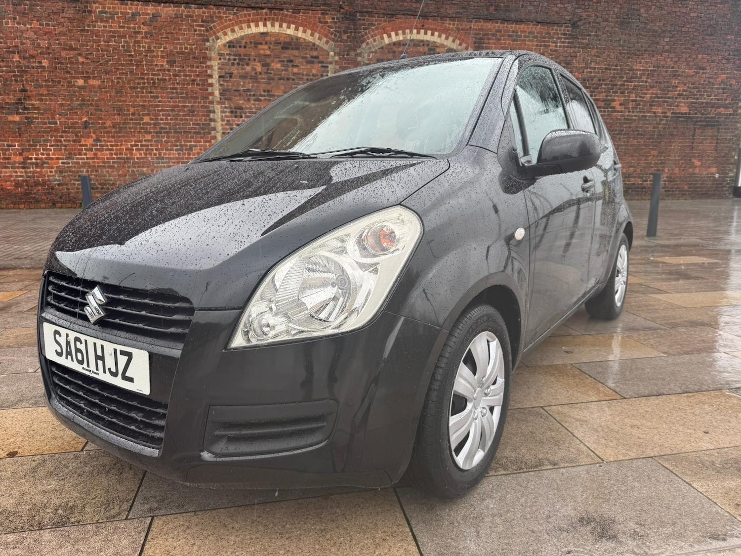 Used Suzuki Splash 2011 for sale - 76432150: Photo 10