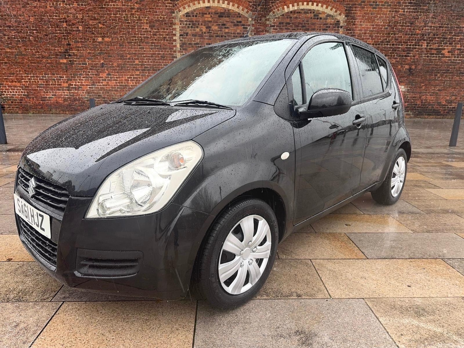 Used Suzuki Splash 2011 for sale - 76432150: Photo 11