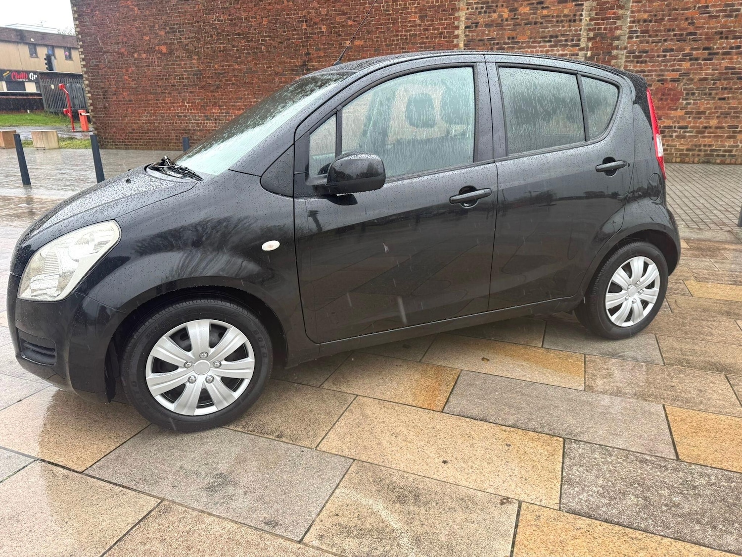 Used Suzuki Splash 2011 for sale - 76432150: Photo 18
