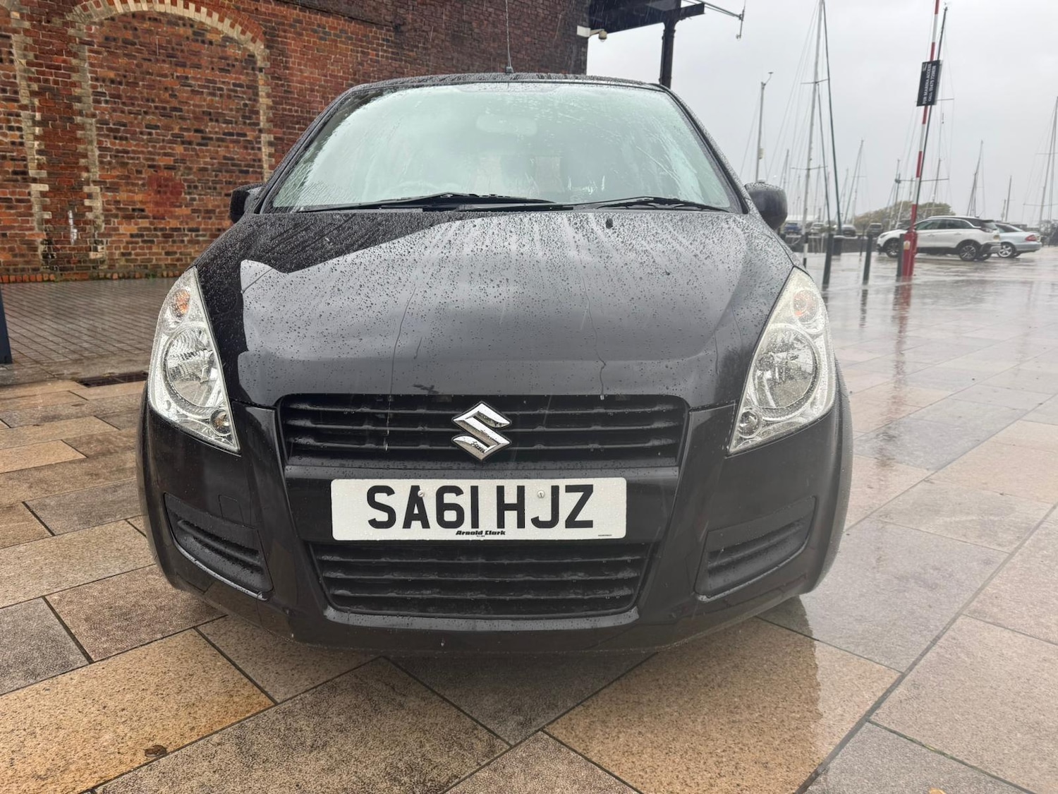 Used Suzuki Splash 2011 for sale - 76432150: Photo 2