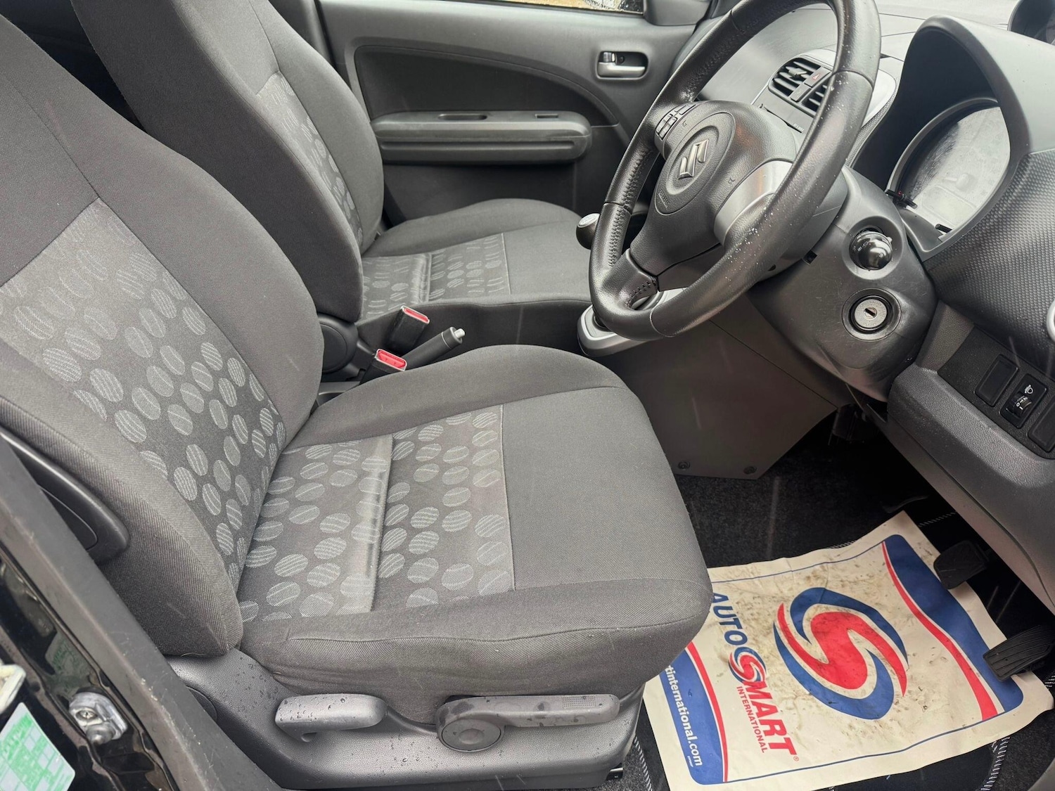 Used Suzuki Splash 2011 for sale - 76432150: Photo 37