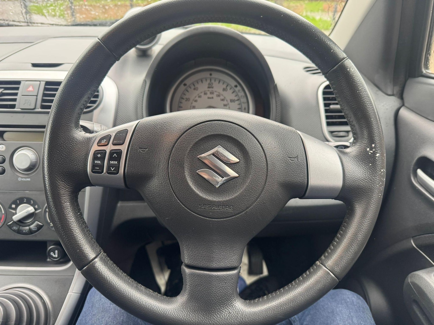 Used Suzuki Splash 2011 for sale - 76432150: Photo 45