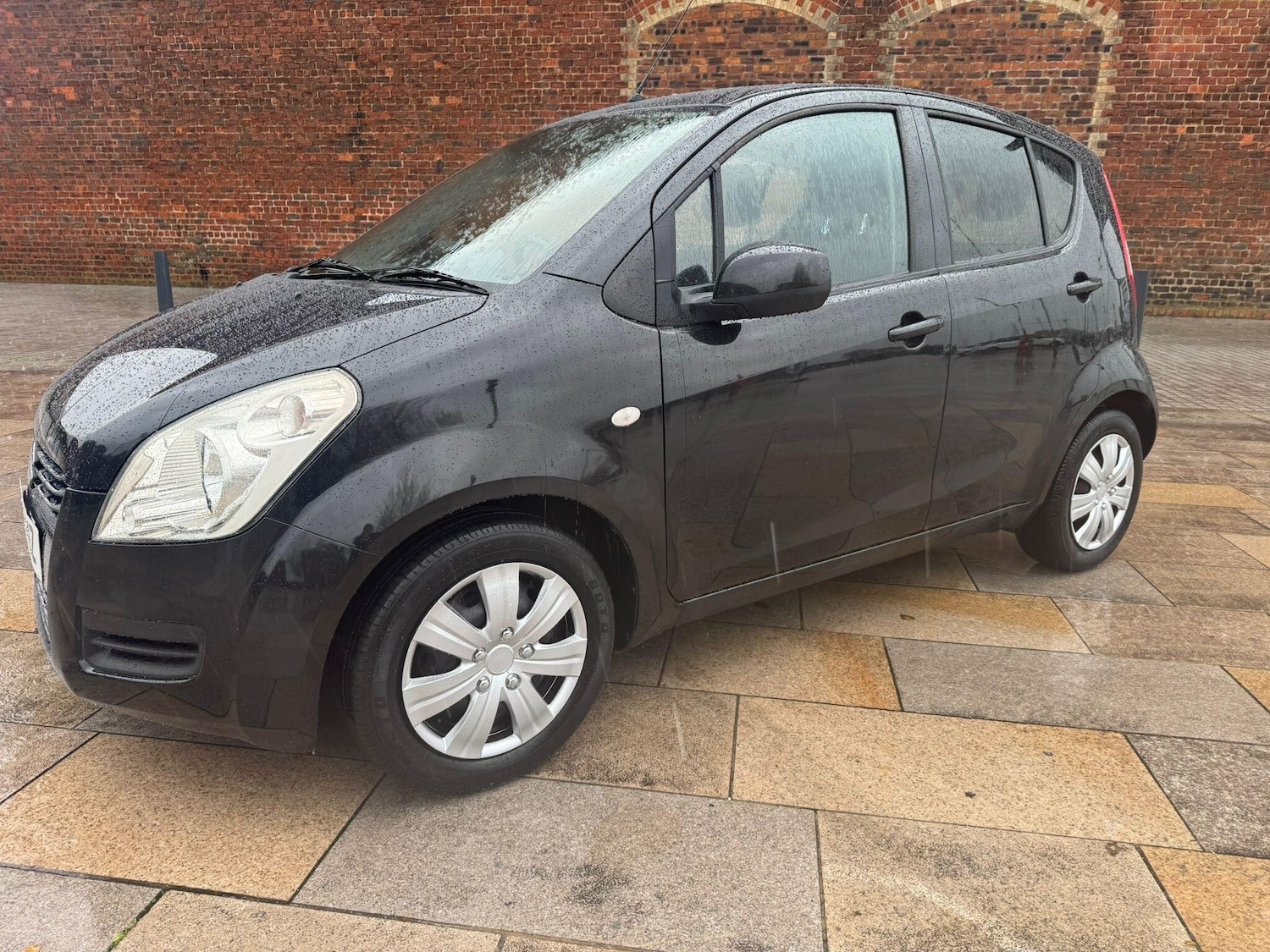 Used Suzuki Splash 2011 for sale - 76432150: Photo 8