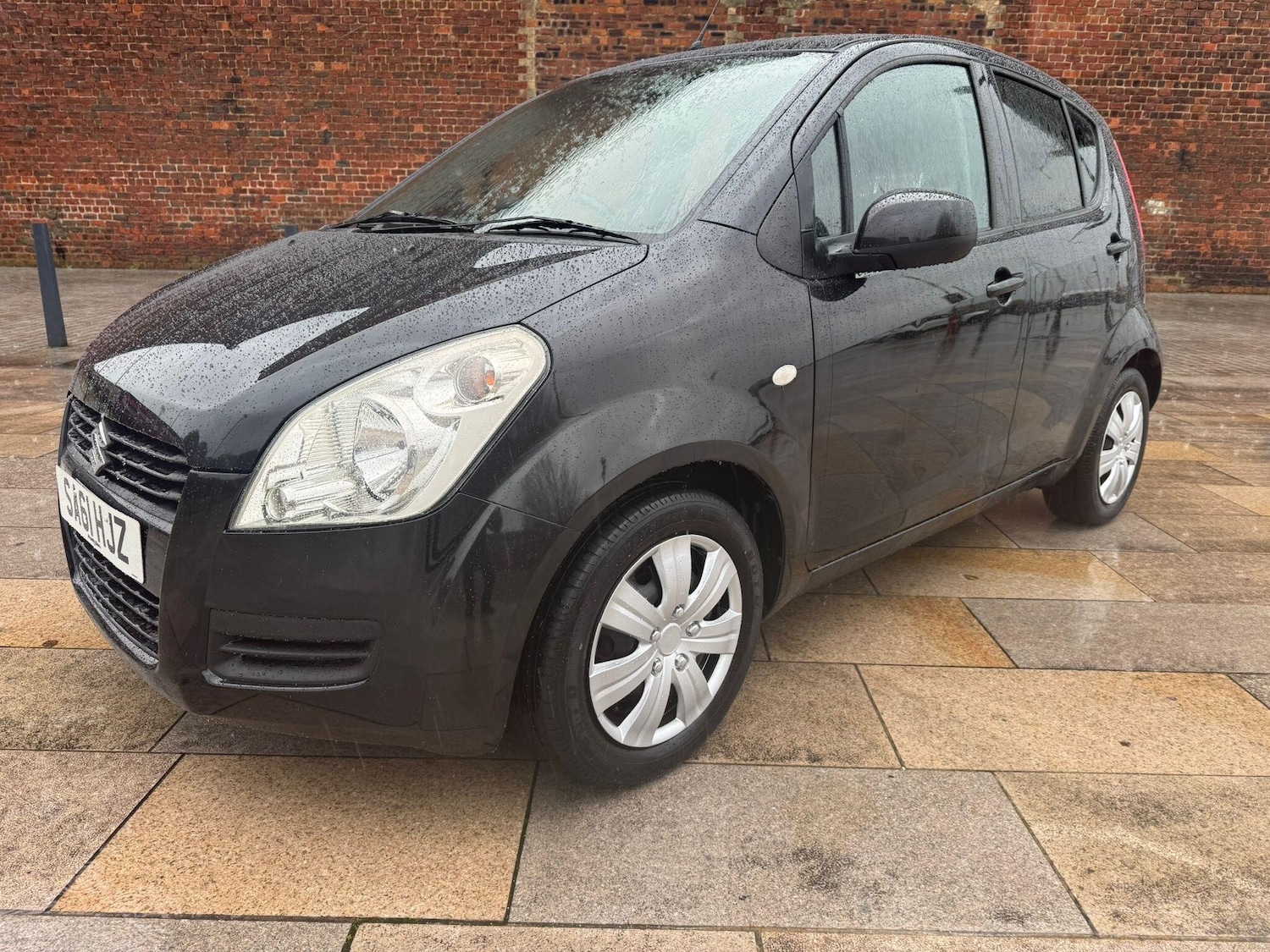 Used Suzuki Splash 2011 for sale - 76432150: Photo 9