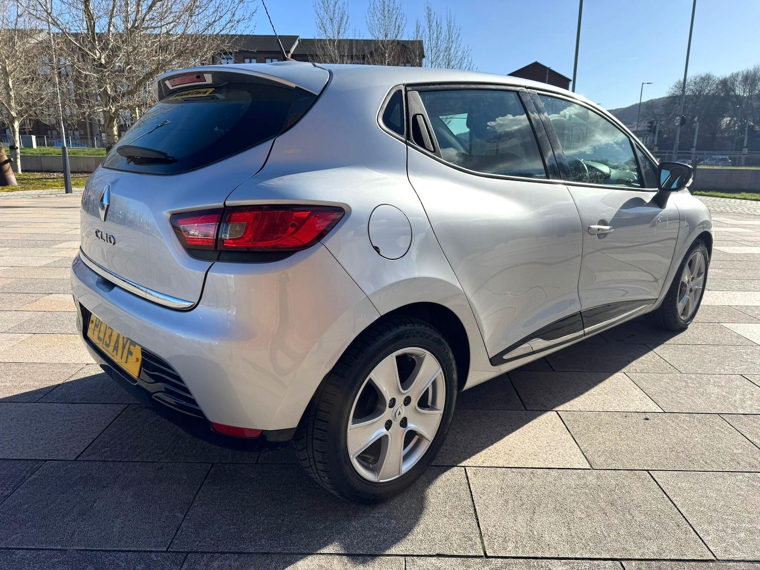 Used Renault Clio for sale - 77784560: Photo 19