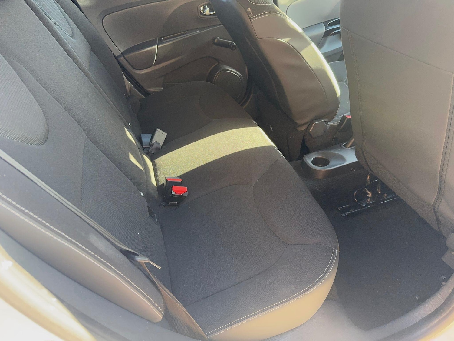 Used Renault Clio for sale - 77784560: Photo 25