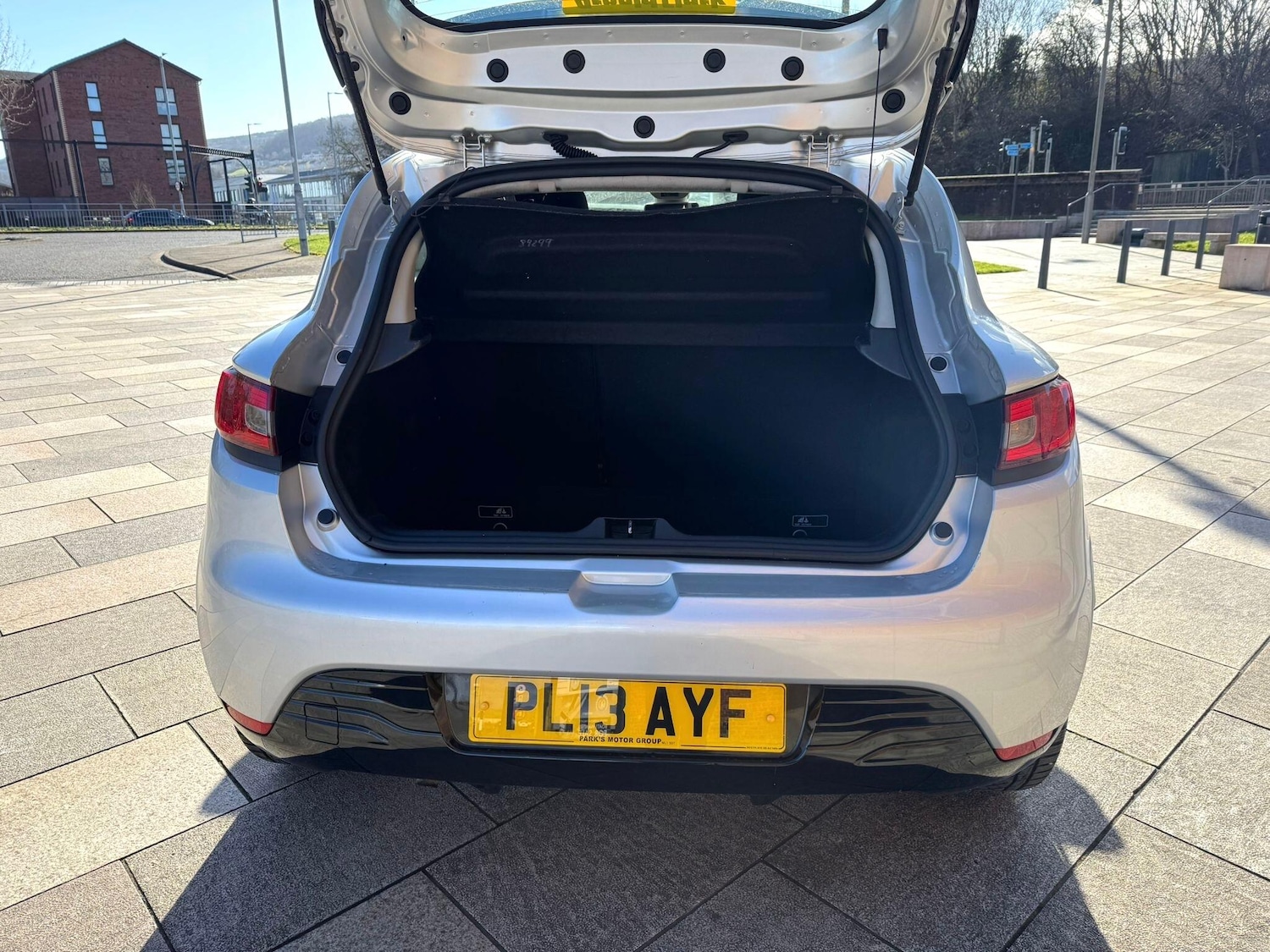 Used Renault Clio for sale - 77784560: Photo 27