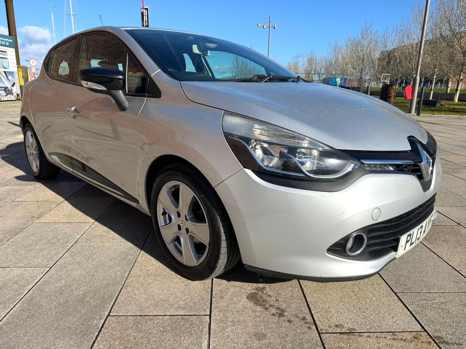 Used Renault Clio for sale - 77784560: Photo 5