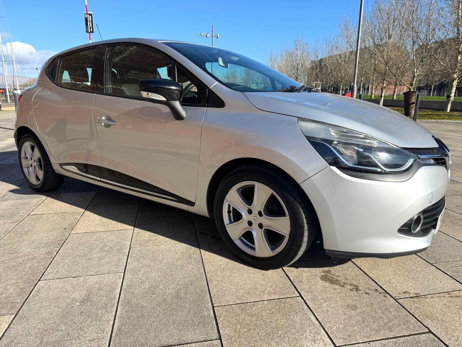 Used Renault Clio for sale - 77784560: Photo 6