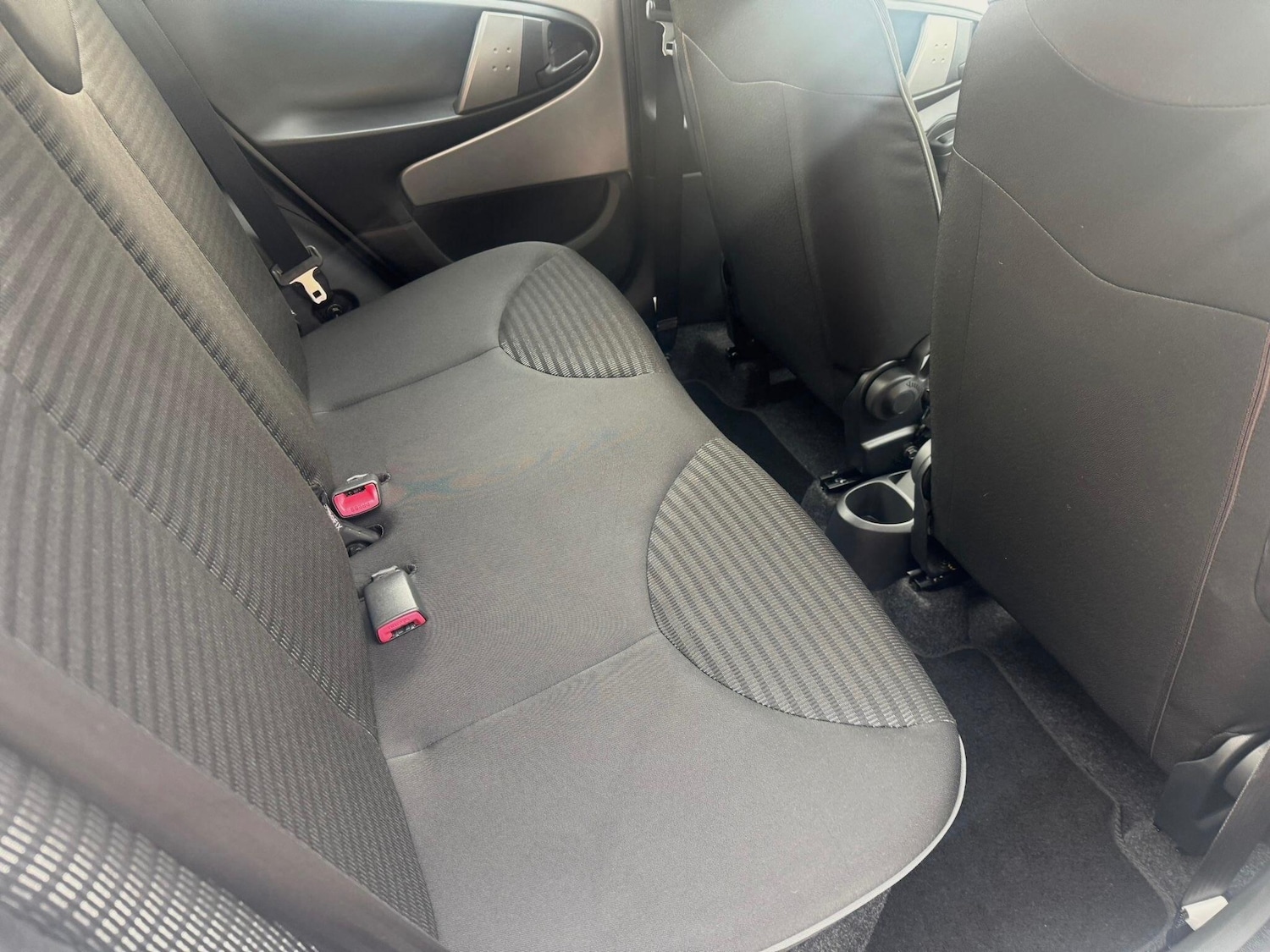 Used Peugeot 107 2014 for sale - 76121277: Photo 26