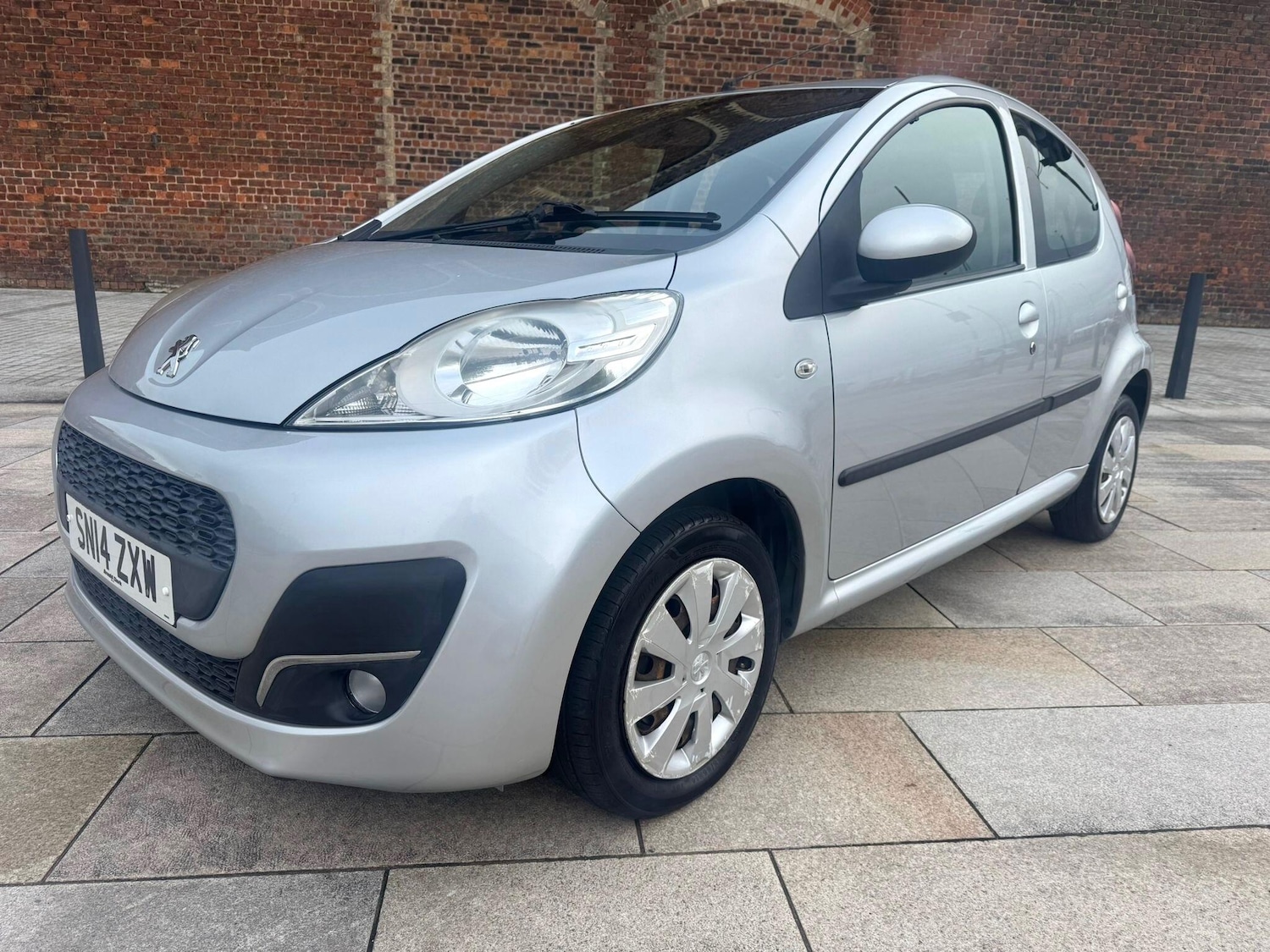 Used Peugeot 107 2014 for sale - 76121277: Photo 9