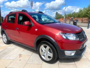 2013 (63) - 0.9 TCe Laureate Euro 5 5dr