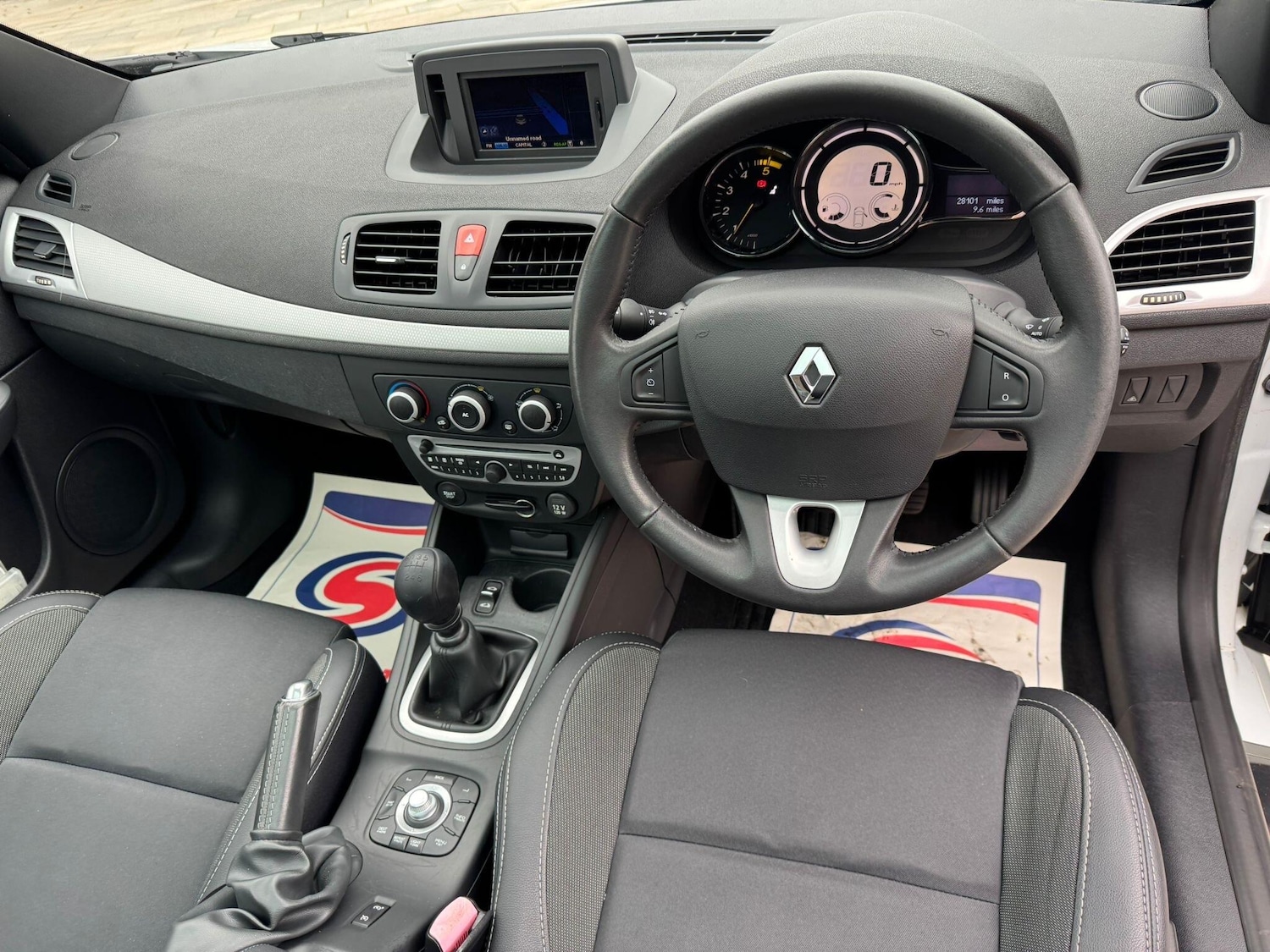 Used Renault Megane 2010 for sale - 76269750: Photo 34