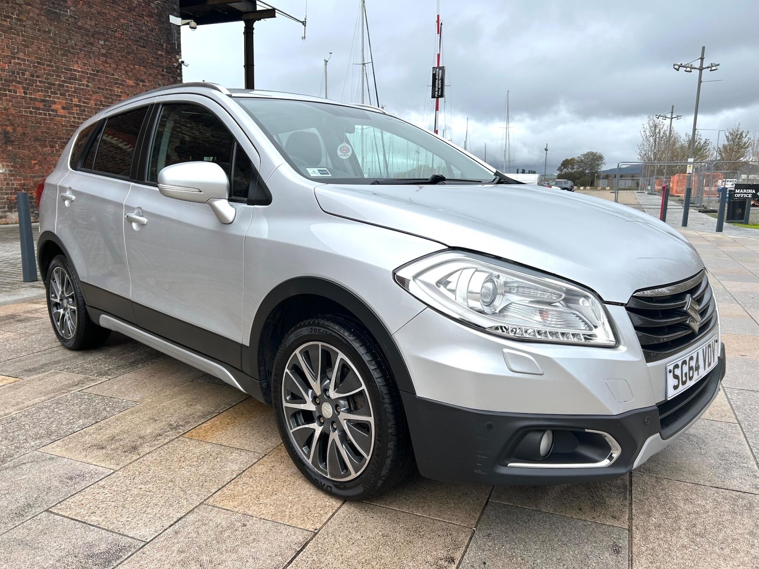Used Suzuki SX4 S-Cross 2014 for sale - 76337779: Photo 6
