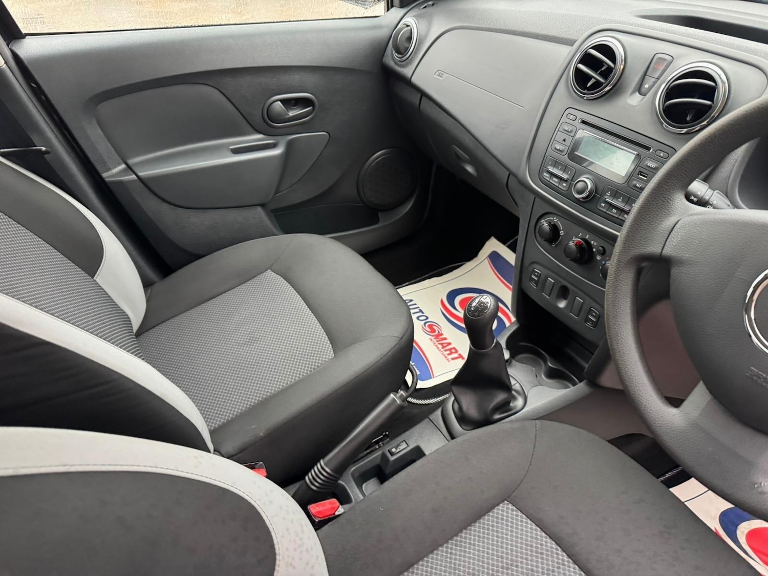 Used Dacia Sandero 2016 for sale - 76727435: Photo 30