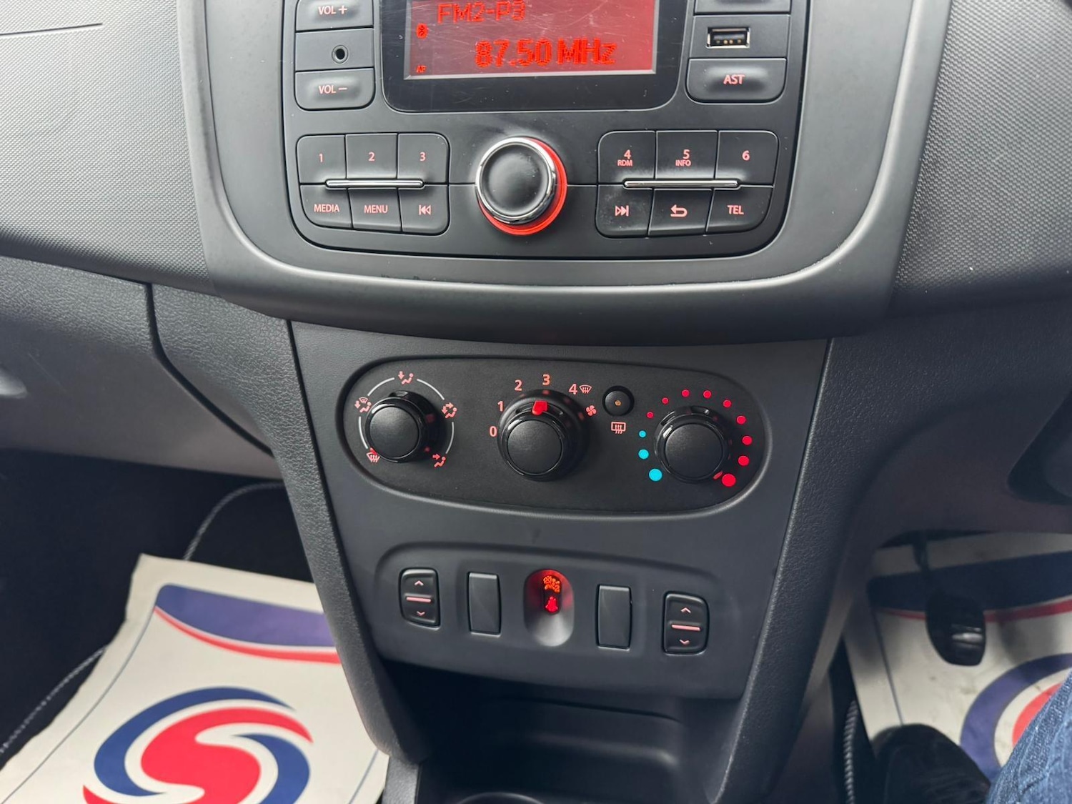 Used Dacia Sandero 2016 for sale - 76727435: Photo 39