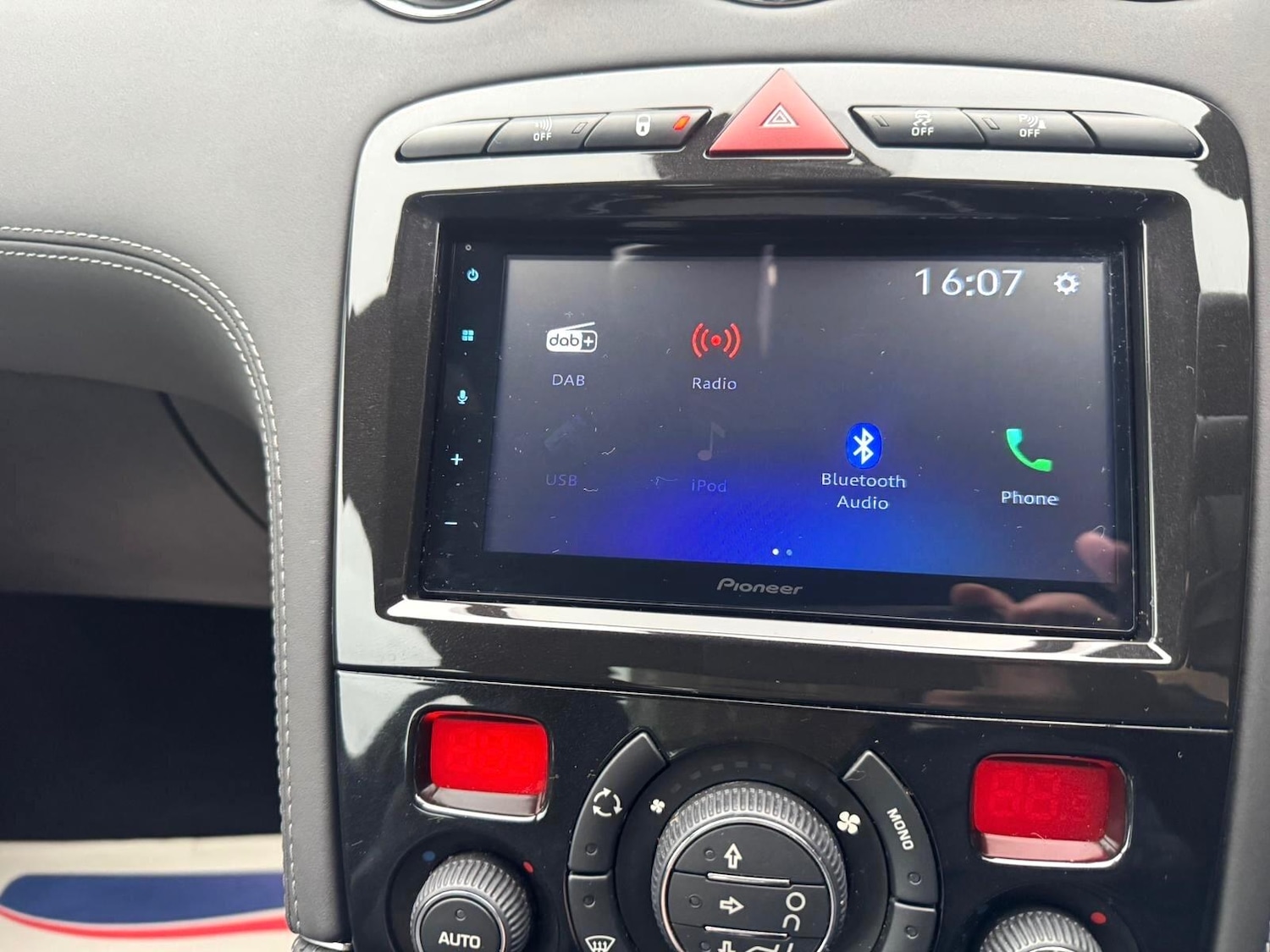 Used Peugeot RCZ 2015 for sale - 76425270: Photo 21