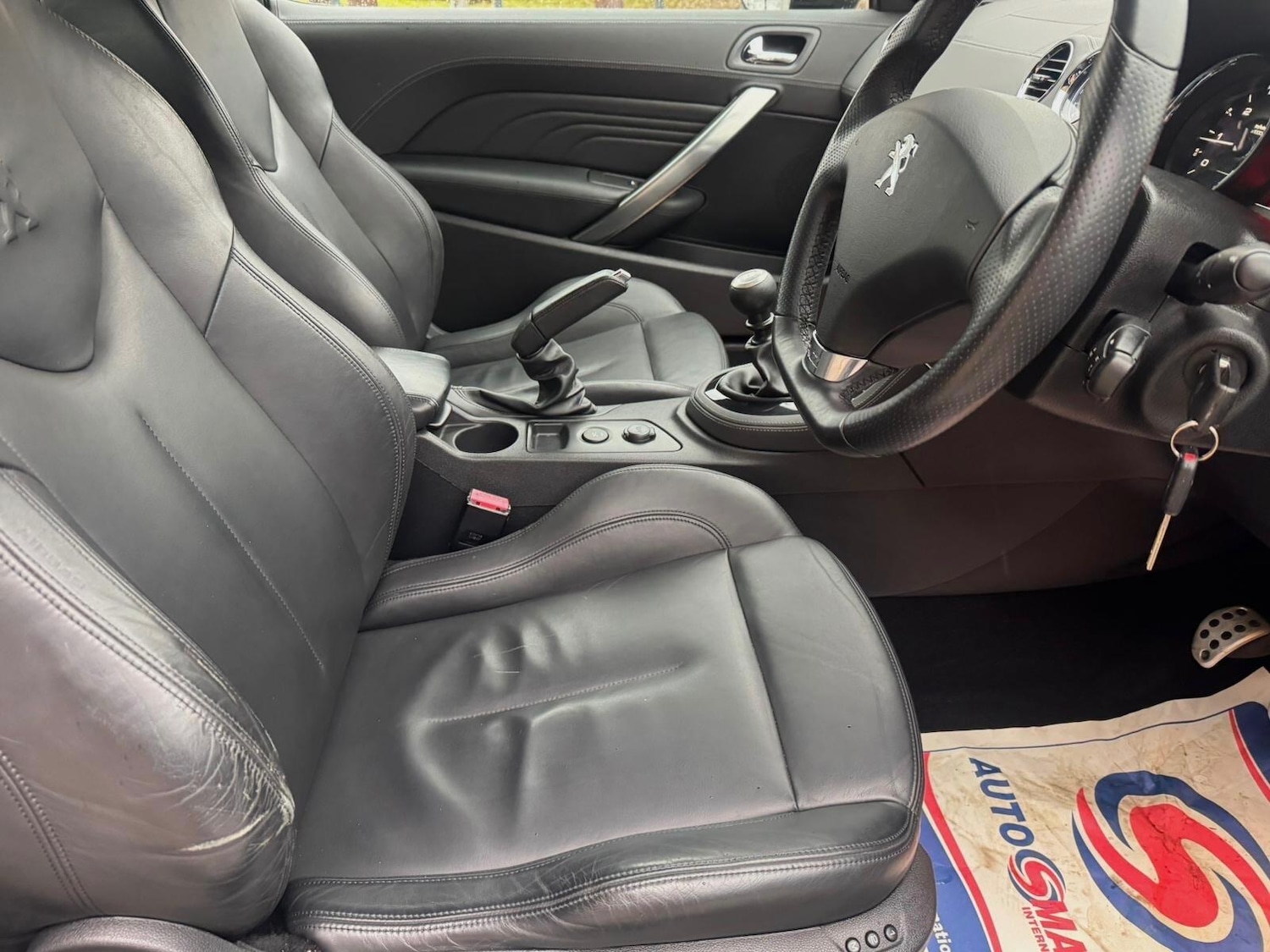 Used Peugeot RCZ 2015 for sale - 76425270: Photo 26