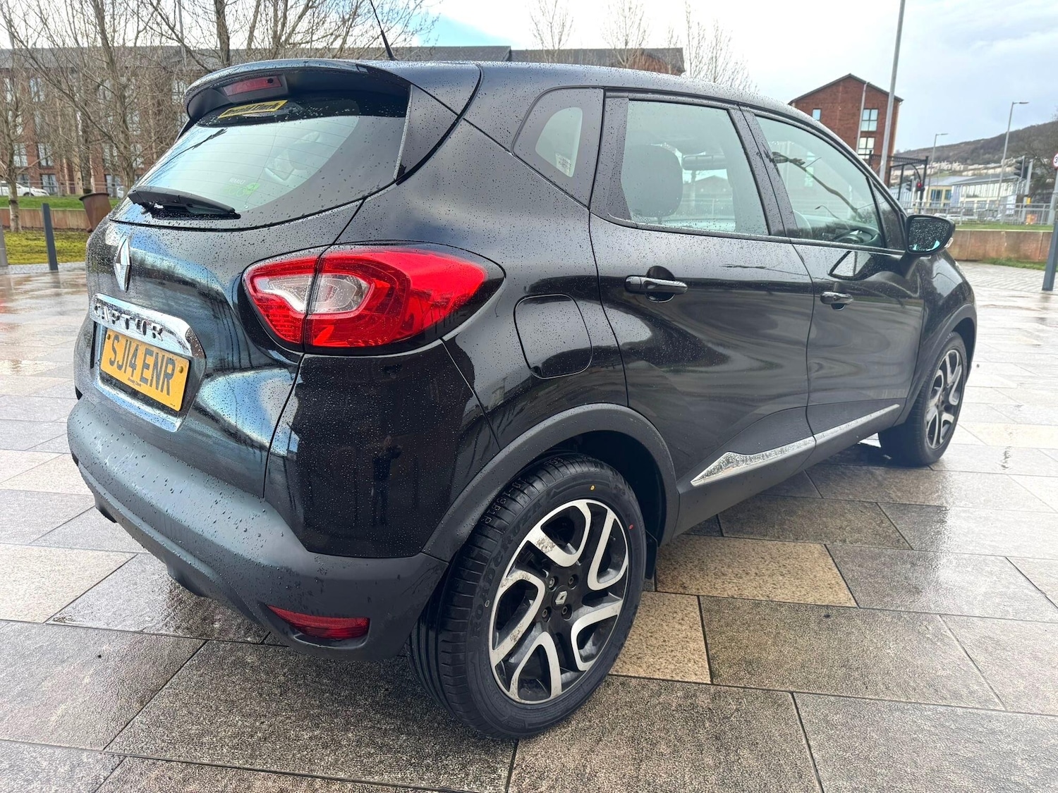 Used Renault Captur for sale - 77883371: Photo 20