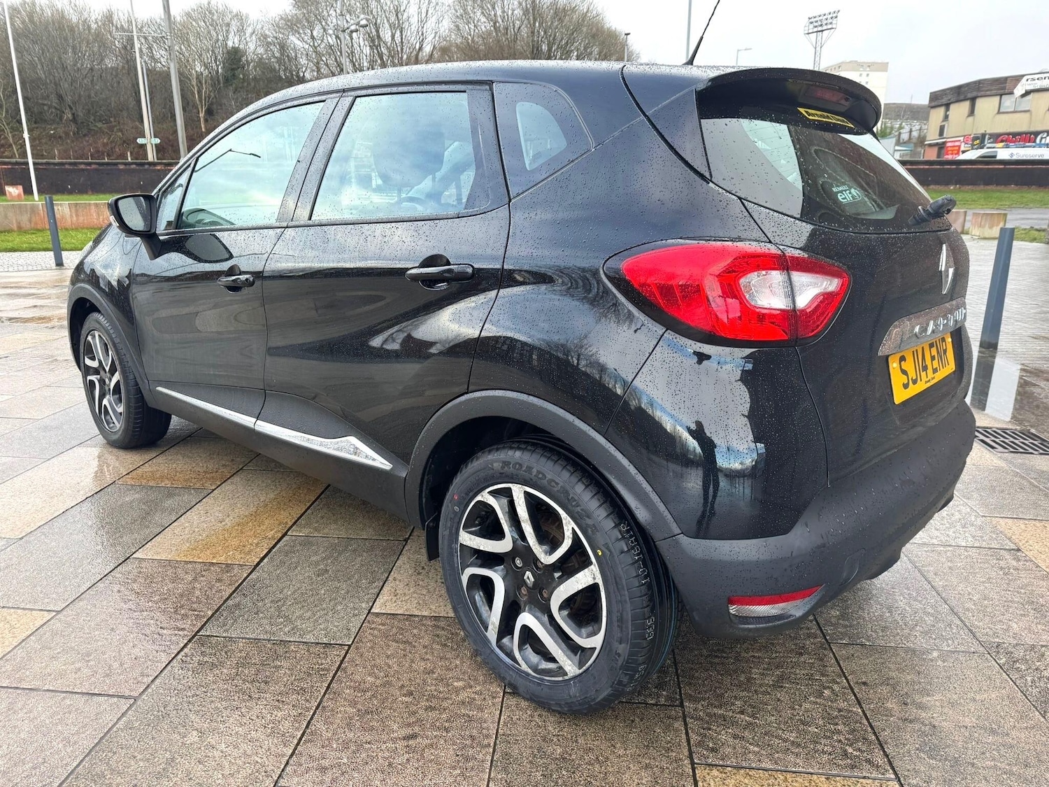 Used Renault Captur for sale - 77883371: Photo 4