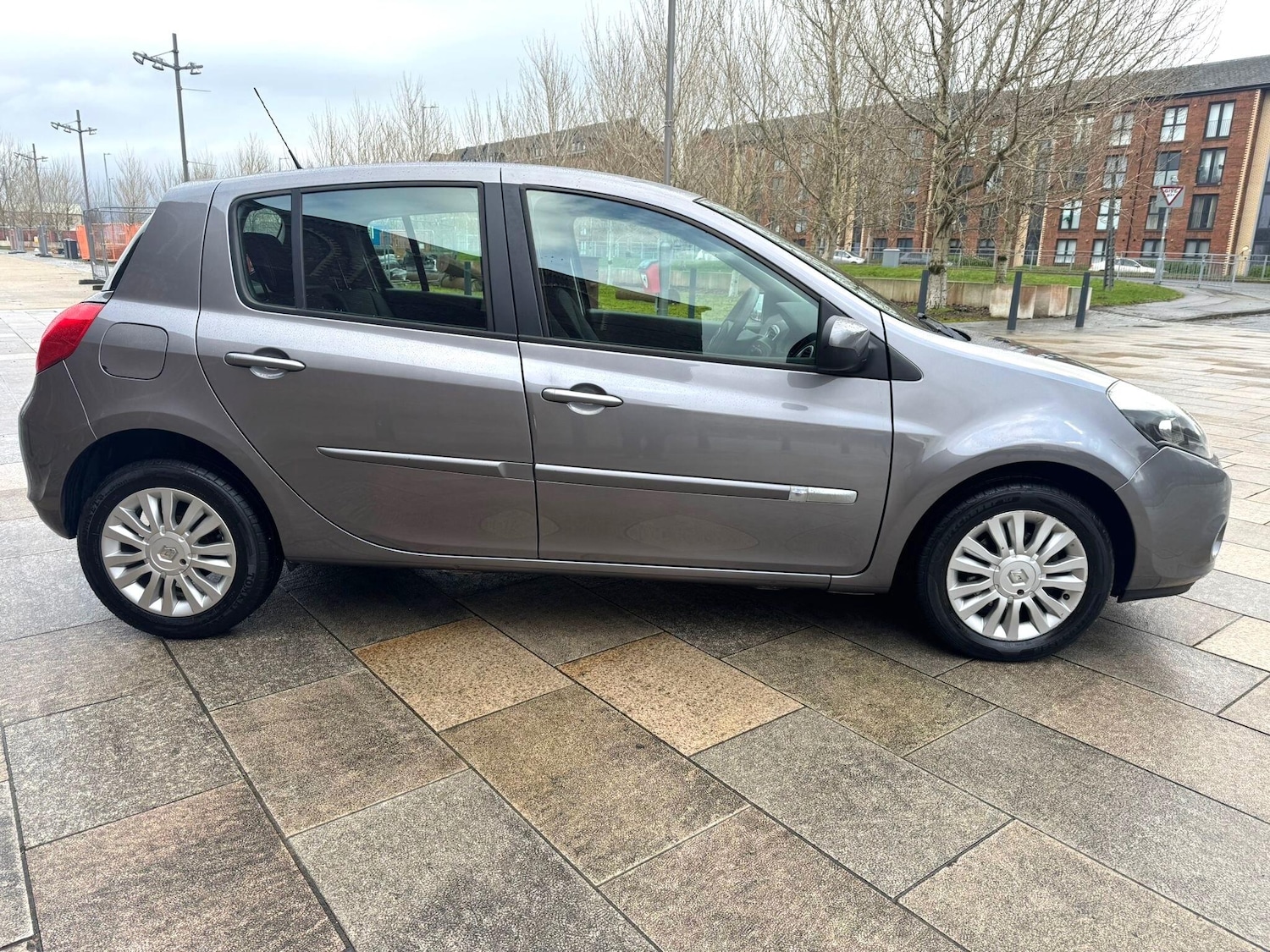 Used Renault Clio 2012 for sale - 77163094: Photo 21