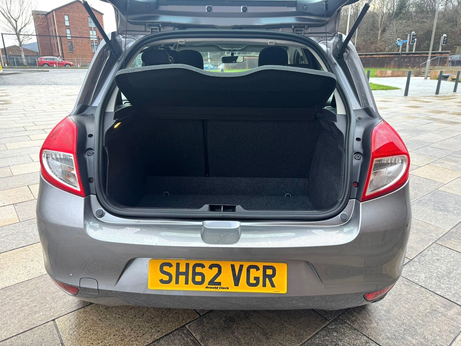 Used Renault Clio 2012 for sale - 77163094: Photo 37