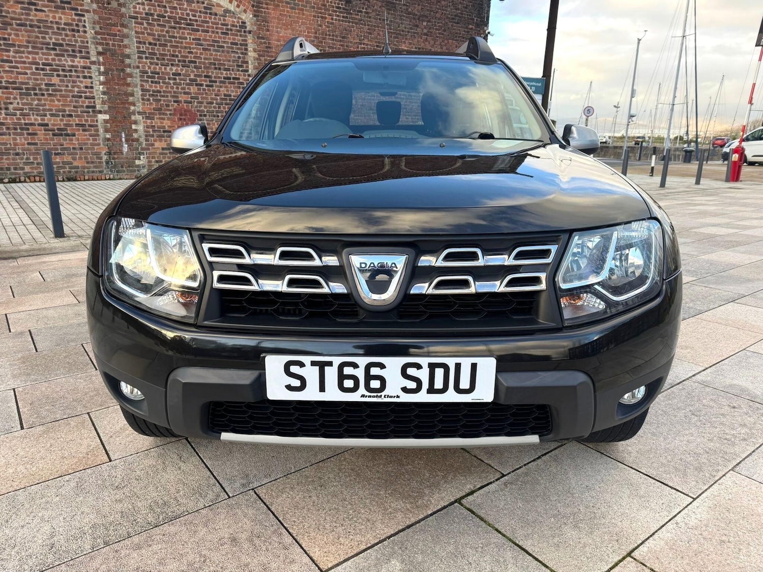 Used Dacia Duster 2016 for sale - 76781441: Photo 2